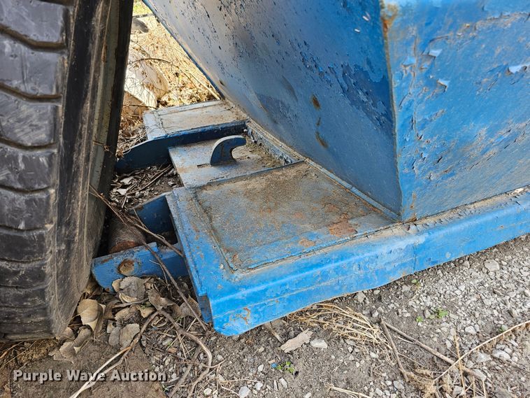 image for item DO4302 Roll-off container