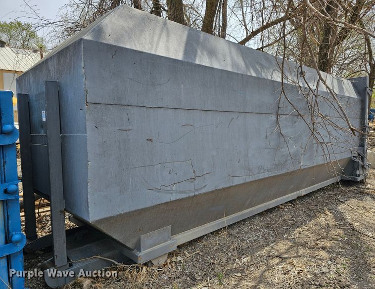 image for item DO4303 Roll-off container