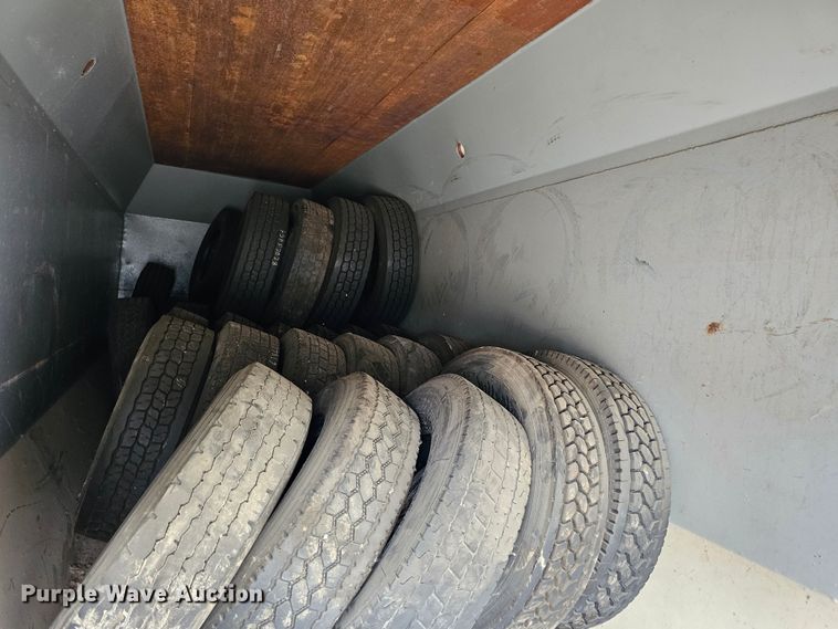 image for item DO4303 Roll-off container