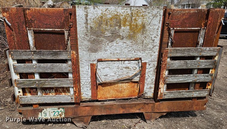 image for item DO4304 (2) grain truck beds