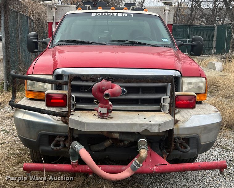 image for item DO8967 2000 Ford F550 Super Duty  brush fire truck