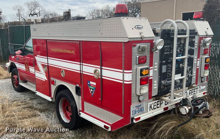 image for item DO8967 2000 Ford F550 Super Duty  brush fire truck