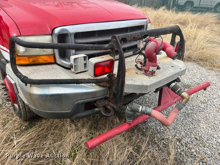 image for item DO8967 2000 Ford F550 Super Duty  brush fire truck