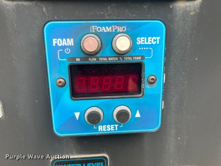 image for item DO8967 2000 Ford F550 Super Duty  brush fire truck