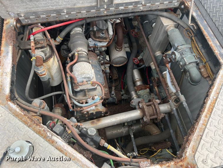 image for item DO8967 2000 Ford F550 Super Duty  brush fire truck