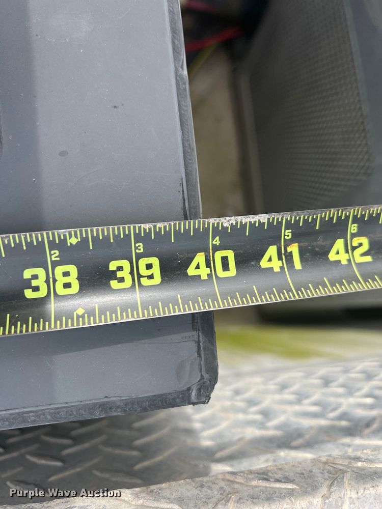 image for item DO8967 2000 Ford F550 Super Duty  brush fire truck