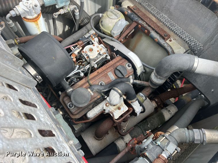 image for item DO8967 2000 Ford F550 Super Duty  brush fire truck