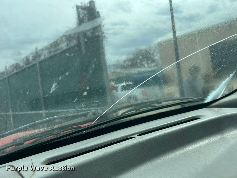 image for item DO8967 2000 Ford F550 Super Duty  brush fire truck