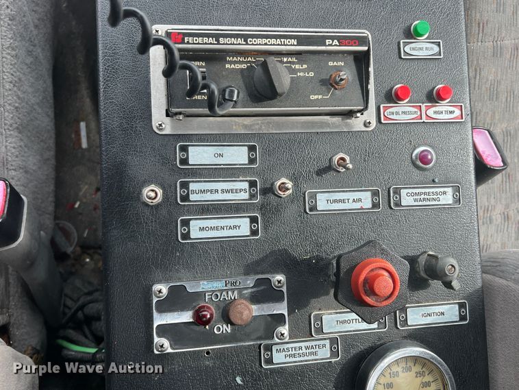 image for item DO8967 2000 Ford F550 Super Duty  brush fire truck