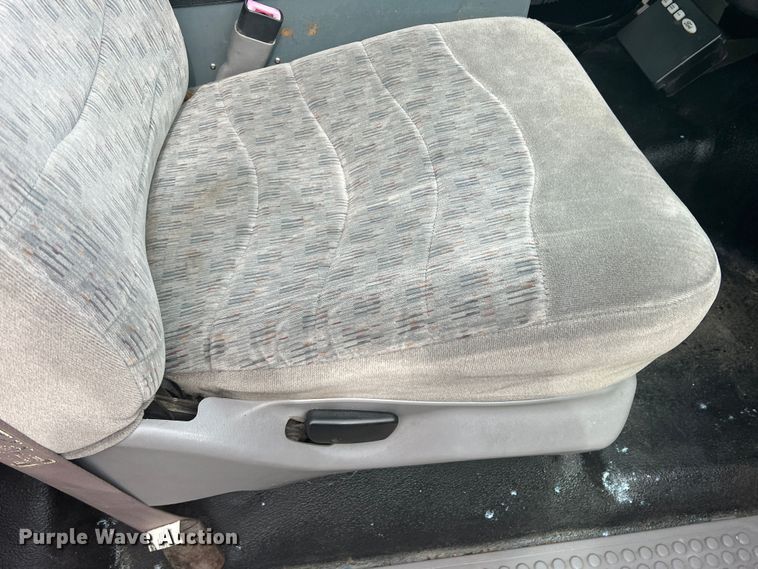 image for item DO8967 2000 Ford F550 Super Duty  brush fire truck