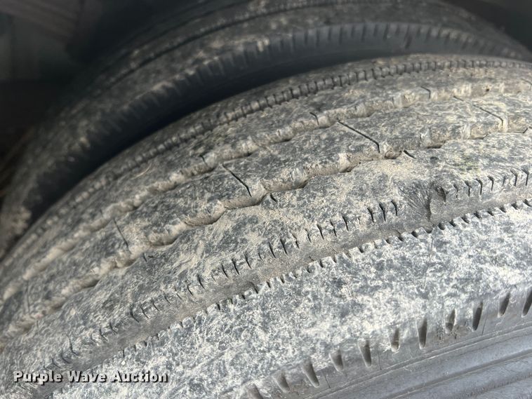 image for item DO8967 2000 Ford F550 Super Duty  brush fire truck