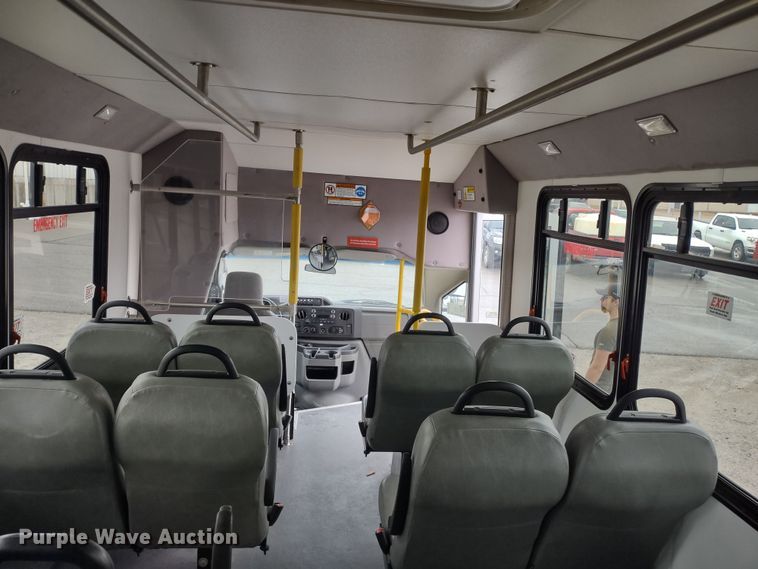 image for item DQ1587 2015 Ford E450 Super Duty El Dorado  shuttle bus