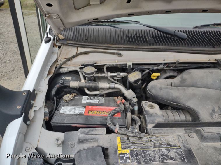 image for item DQ1587 2015 Ford E450 Super Duty El Dorado  shuttle bus