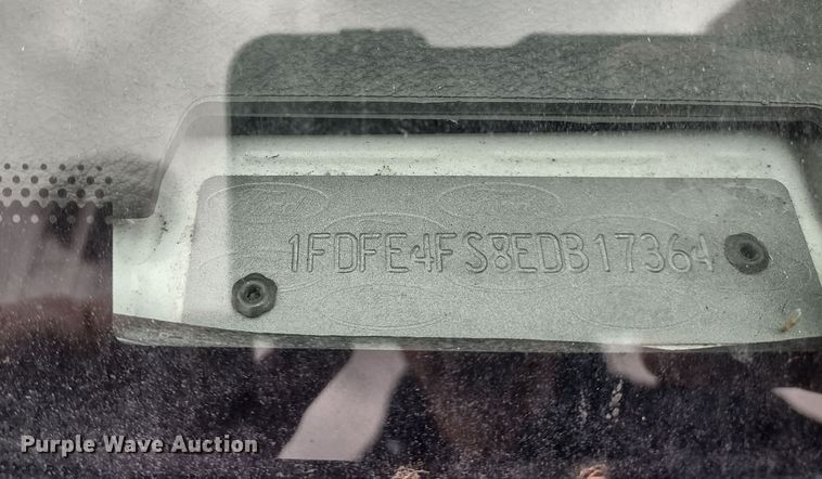 image for item DQ1587 2015 Ford E450 Super Duty El Dorado  shuttle bus