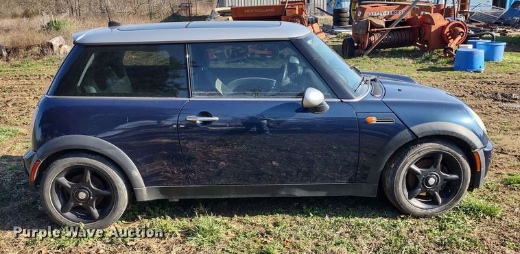 image for item DQ1595 2006 Mini Cooper