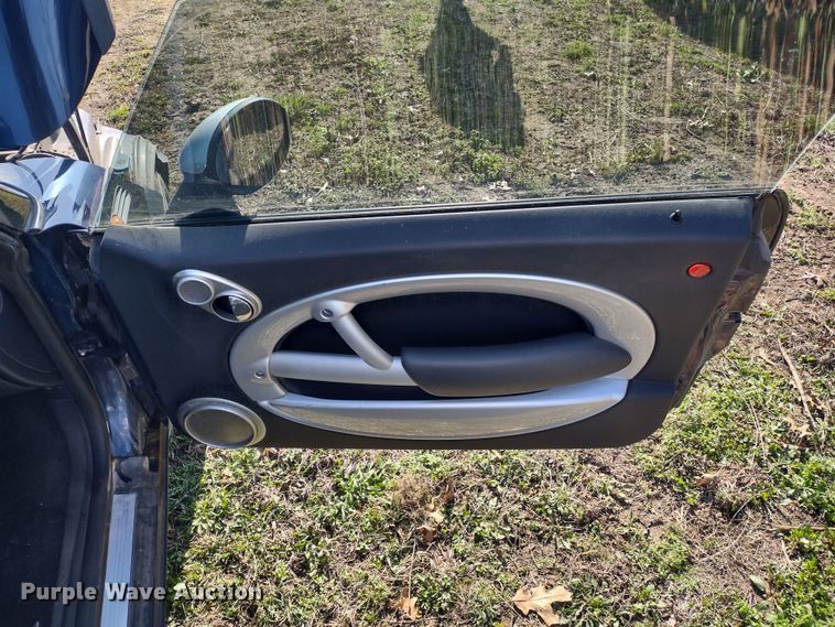 image for item DQ1595 2006 Mini Cooper