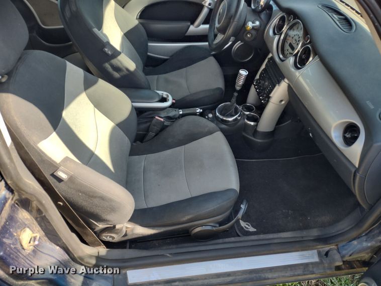 image for item DQ1595 2006 Mini Cooper