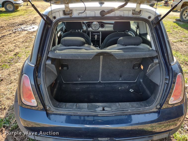 image for item DQ1595 2006 Mini Cooper