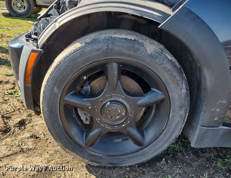 image for item DQ1595 2006 Mini Cooper