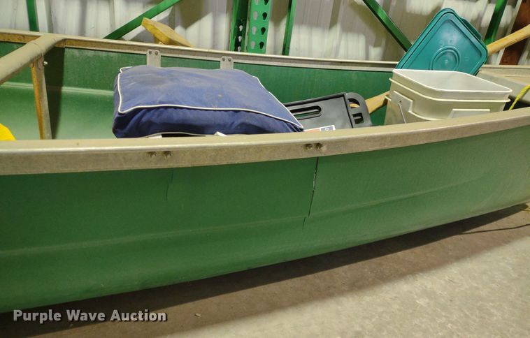image for item DQ1608 Coleman  canoe
