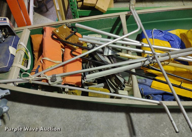 image for item DQ1608 Coleman  canoe