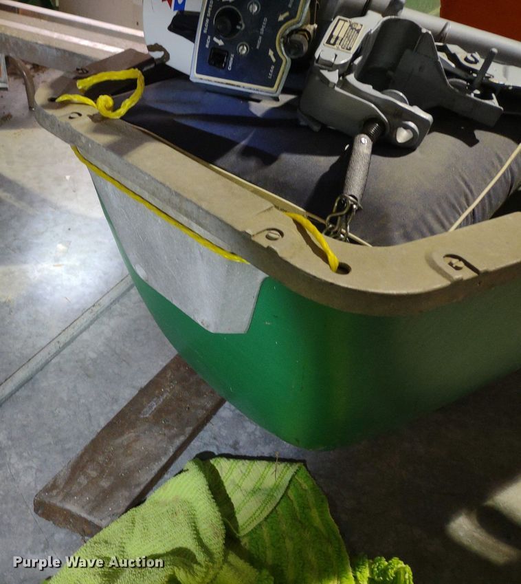 image for item DQ1608 Coleman  canoe