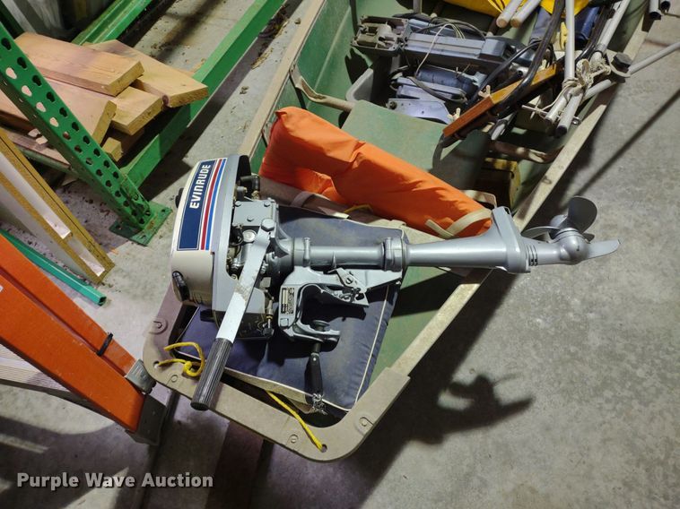 image for item DQ1608 Coleman  canoe