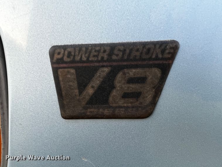 image for item DQ2020 2000 Ford E350  RV