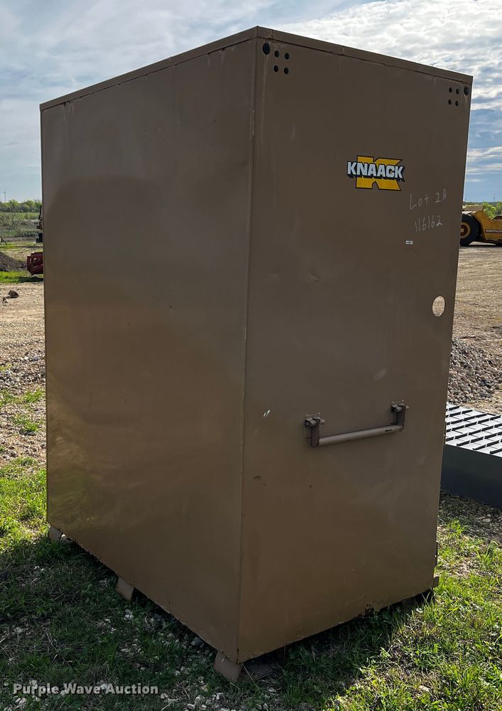 image for item DQ2025 Knaack  job box