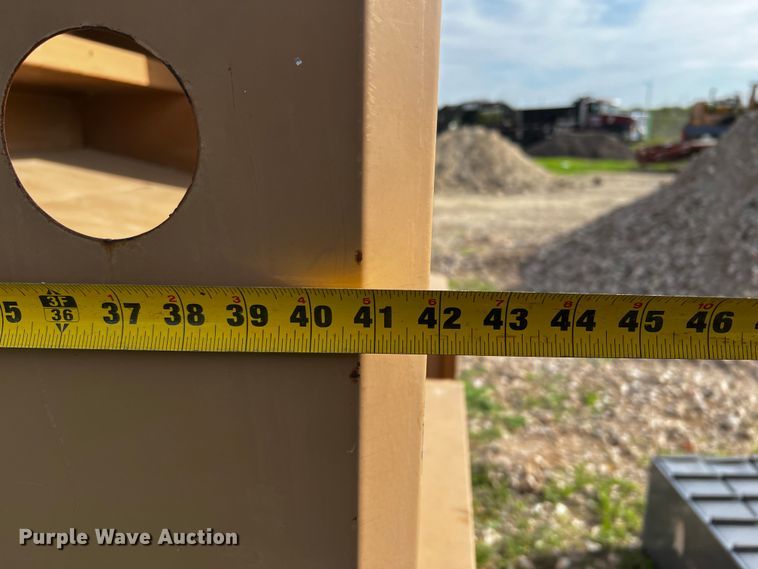 image for item DQ2025 Knaack  job box