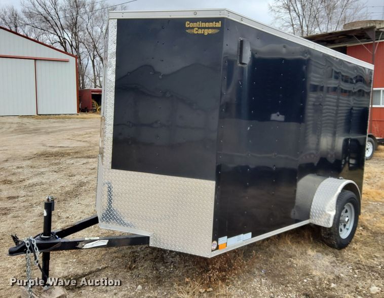 image for item DQ4109 2016 Forest River Continental Cargo  enclosed cargo trailer