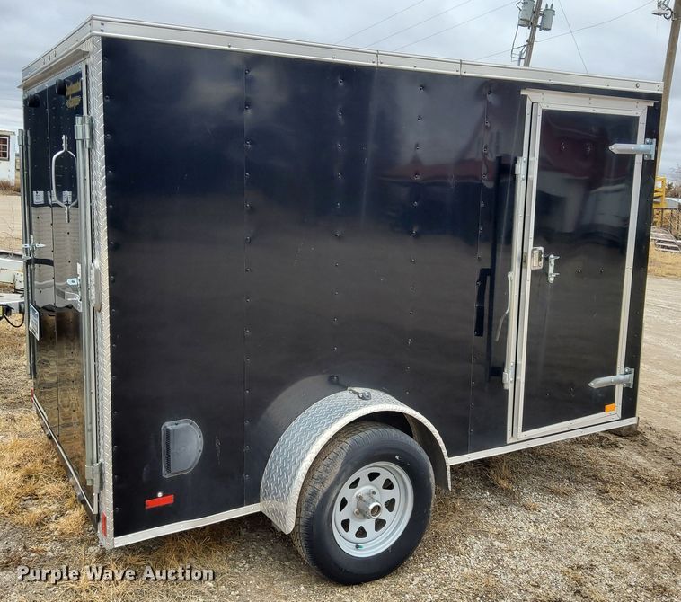 image for item DQ4109 2016 Forest River Continental Cargo  enclosed cargo trailer