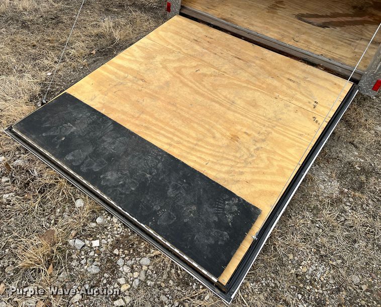 image for item DQ4109 2016 Forest River Continental Cargo  enclosed cargo trailer