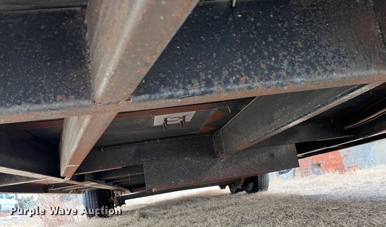 image for item DQ4112 2009 Forest River  enclosed cargo trailer