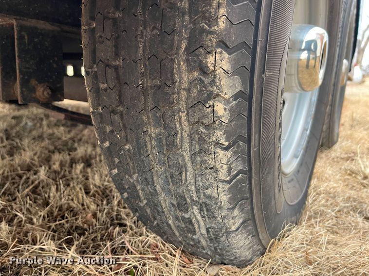 image for item DQ4112 2009 Forest River  enclosed cargo trailer