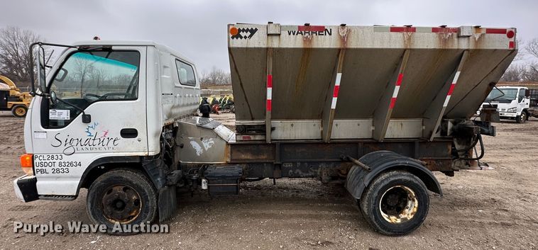 image for item DR5073 2000 Isuzu NPR  truck cab and chassis