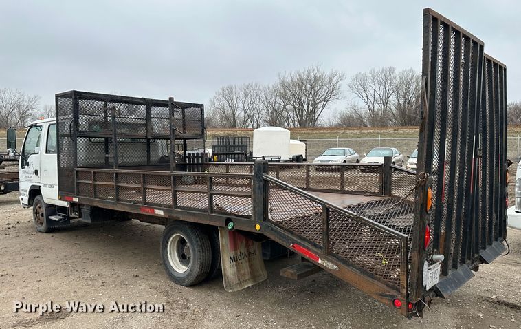 image for item DR5075 2007 Isuzu NPR  flatbed truck