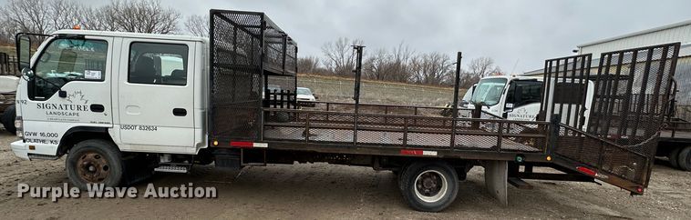 image for item DR5075 2007 Isuzu NPR  flatbed truck