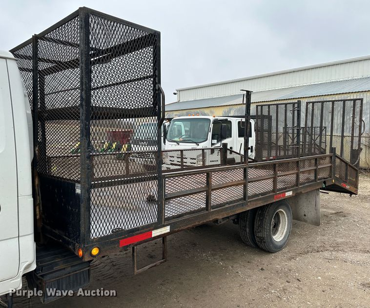 image for item DR5075 2007 Isuzu NPR  flatbed truck