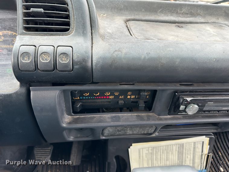 image for item DR5075 2007 Isuzu NPR  flatbed truck