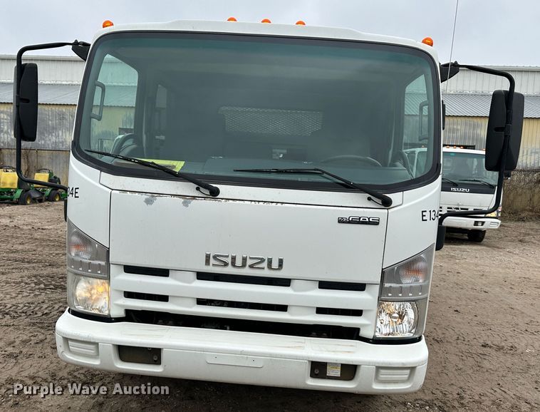 image for item DR5076 2012 Isuzu NPR  flatbed truck