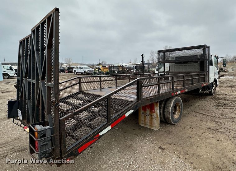 image for item DR5076 2012 Isuzu NPR  flatbed truck