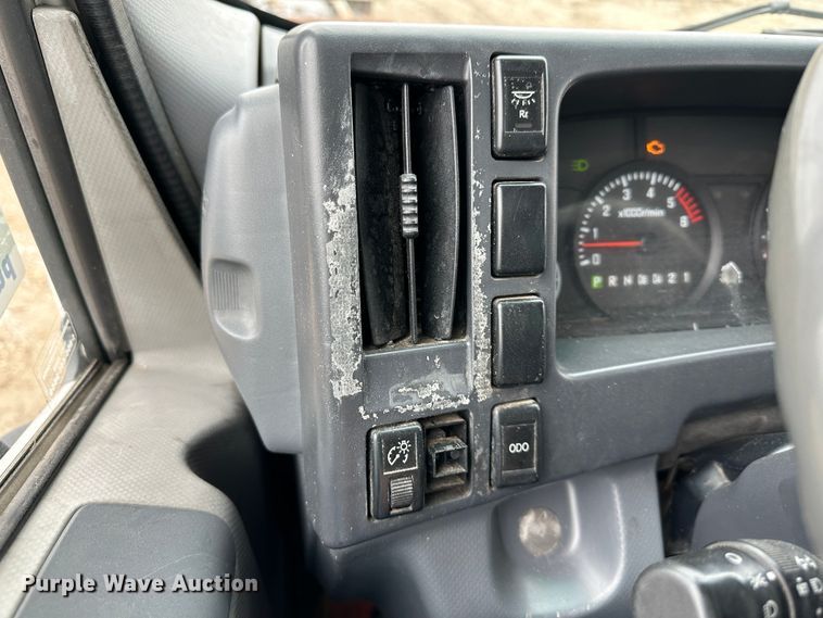 image for item DR5076 2012 Isuzu NPR  flatbed truck