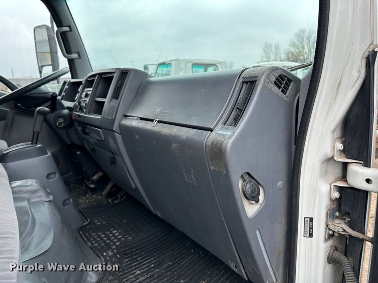 image for item DR5076 2012 Isuzu NPR  flatbed truck