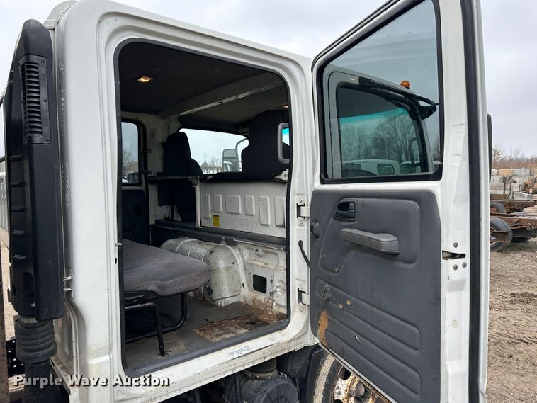 image for item DR5076 2012 Isuzu NPR  flatbed truck