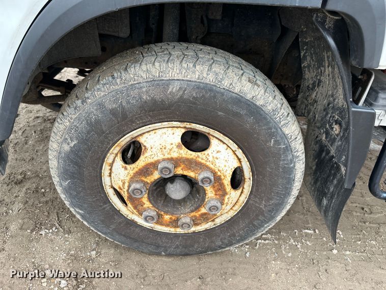 image for item DR5076 2012 Isuzu NPR  flatbed truck