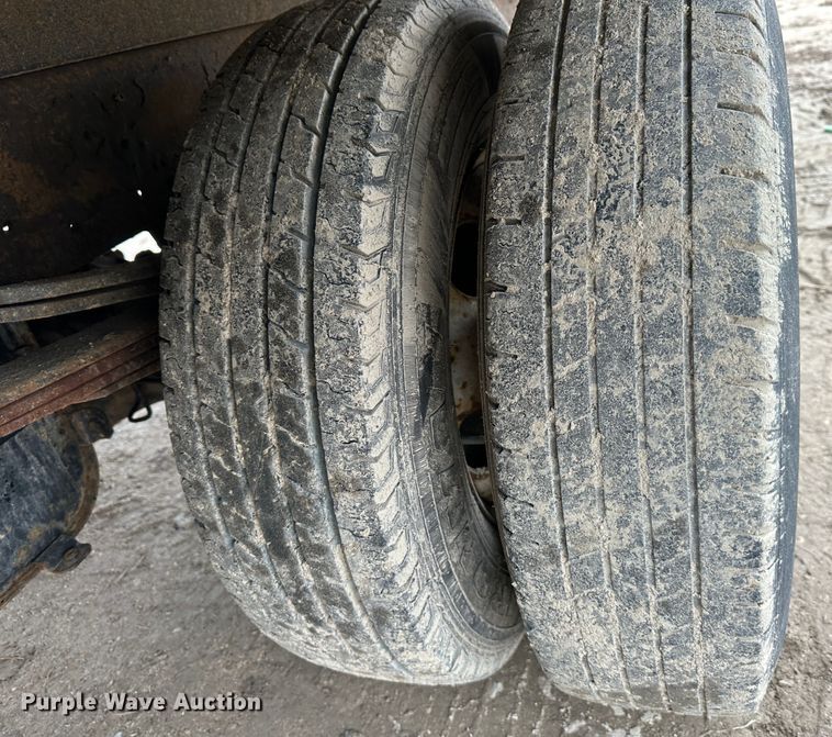 image for item DR5076 2012 Isuzu NPR  flatbed truck