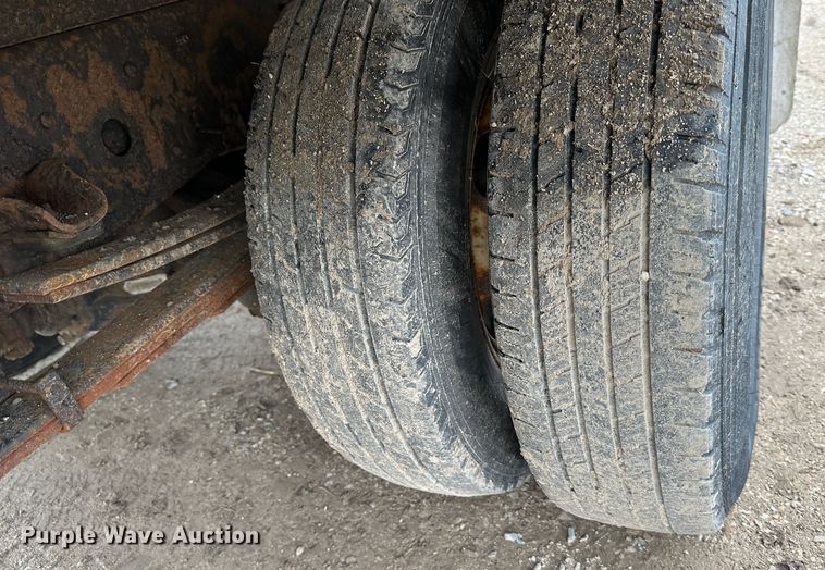 image for item DR5076 2012 Isuzu NPR  flatbed truck