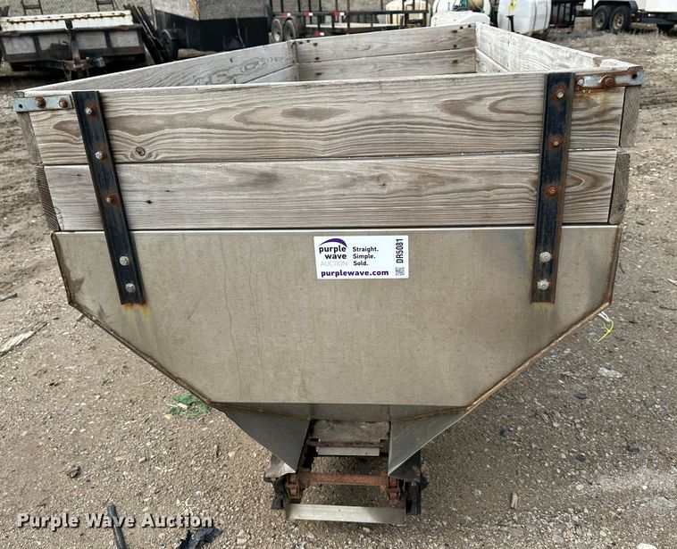 image for item DR5081 Buyers Salt Dogg  salt spreader