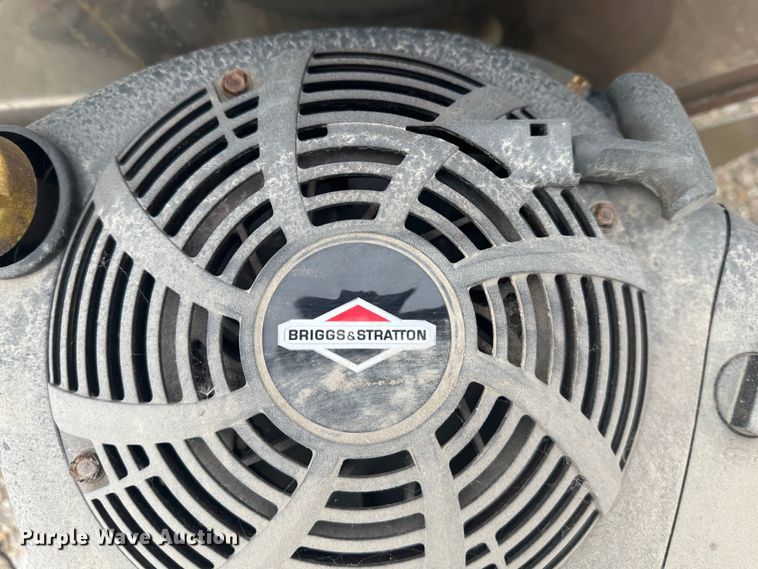 image for item DR5083 (3) salt spreaders